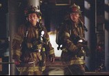 Сцена из фильма Команда 49: Огненная лестница / Ladder 49 (2004) Команда 49: Огненная лестница