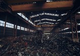 Сцена из фильма Сталелитейный завод / Steel Mill (2018) Сталелитейный завод сцена 4
