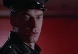 Сцена из фильма Я люблю мужчину в униформе / I Love a Man in Uniform (1993) Я люблю мужчину в униформе сцена 14