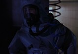 Сцена из фильма Зараженный / Contaminated Man (2000) Зараженный сцена 4