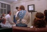 Сцена из фильма Кретины из открытого космоса / Morons from Outer Space (1985) Кретины из открытого космоса сцена 12