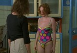 Сцена из фильма Девушки не умеют плавать / Les filles ne savent pas nager (2000) Девушки не умеют плавать сцена 10