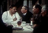 Сцена из фильма Большая семья (1954) Большая семья сцена 1