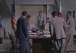 Сцена из фильма Грозная красная планета / The Angry Red Planet (1959) Грозная красная планета сцена 1