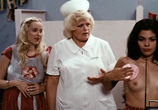 Сцена из фильма Месть девочек из группы поддержки / Revenge of the Cheerleaders (1976) 