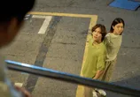 Сцена из фильма Сладкая парочка / Daljjakjigeunhae: 7510 (2023) 