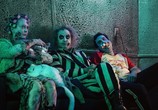 Сцена из фильма Битлджус Битлджуc / Beetlejuice Beetlejuice (2024) 